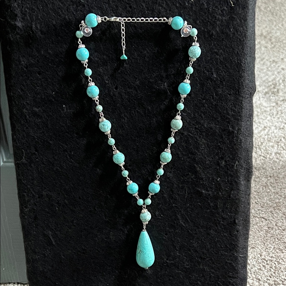 Turquoise Beaded Necklace
